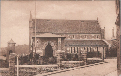 Gloucestershire Postcard: St Georges Church Nailsworth 1900s XT5374