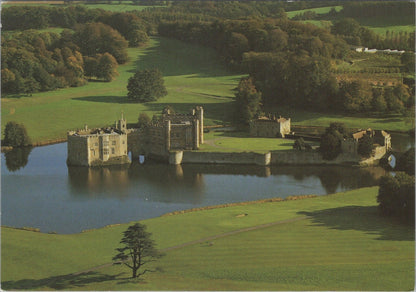 Kent Postcard: Leeds Castle Near Maidstone Aerial Moat View 1980’s XT4443