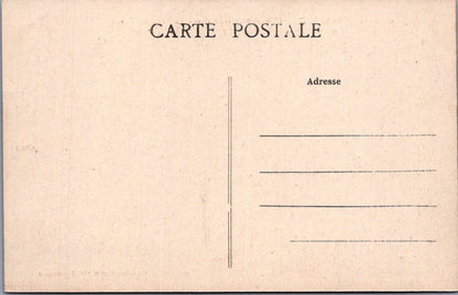 France Postcard: Douarnenez L'Ile Tristan La Baie Plage des Dames 1910's XT5177