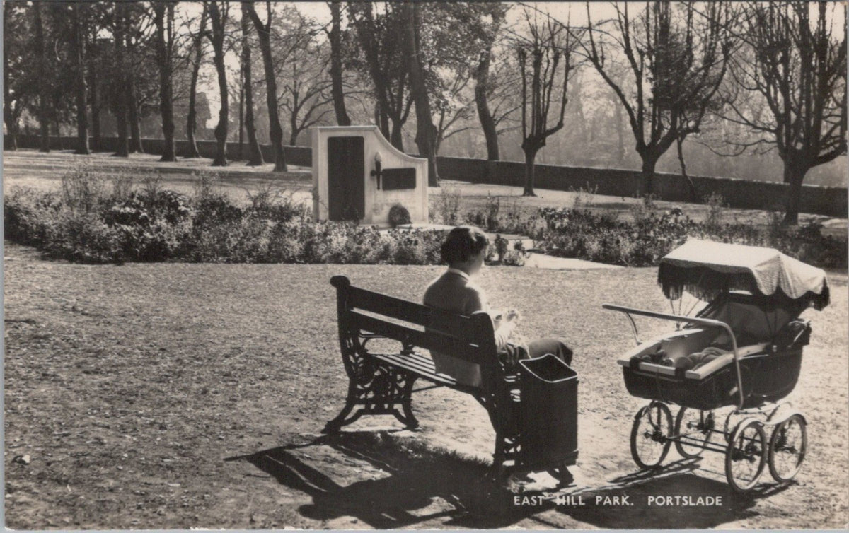 Sussex Postcard: Portslade East Hill Park Bench Mother Pram Baby XT4593