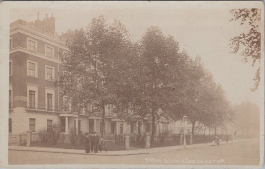 London Postcard: Sussex Gardens Corner Spring Street, Bell's Series, 1905 XT3893