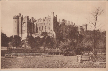 Sussex Postcard: Arundel Castle Exterior View, Keep, Towers, Grounds  XT3567