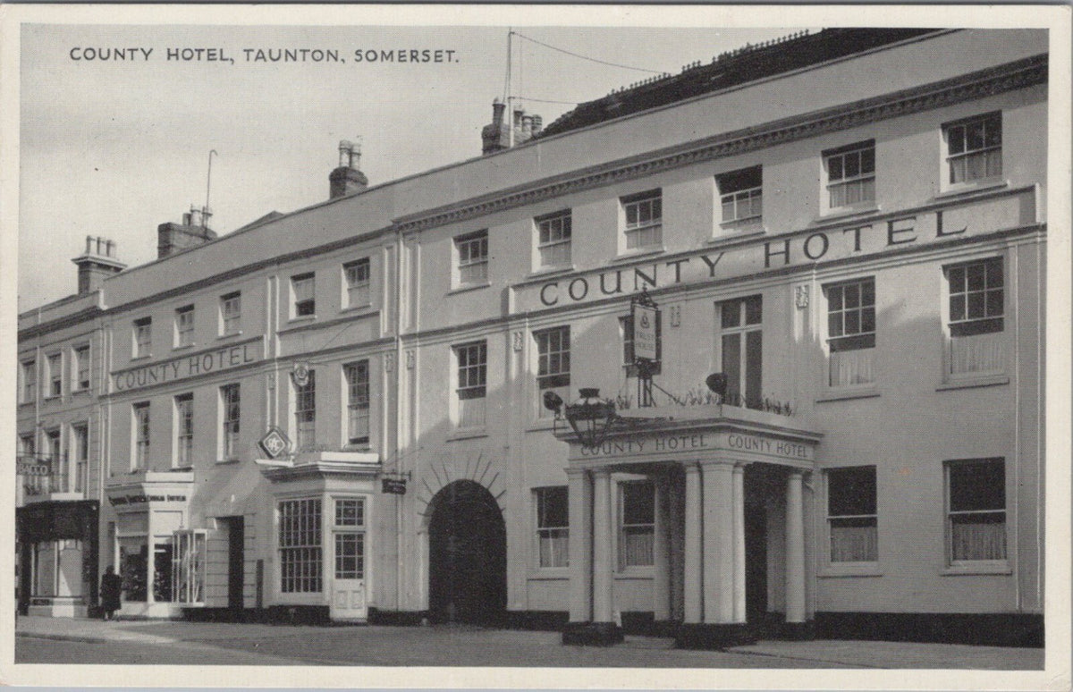 Somerset Postcard: County Hotel Taunton, Historic Street Frontage 1950's XT5518