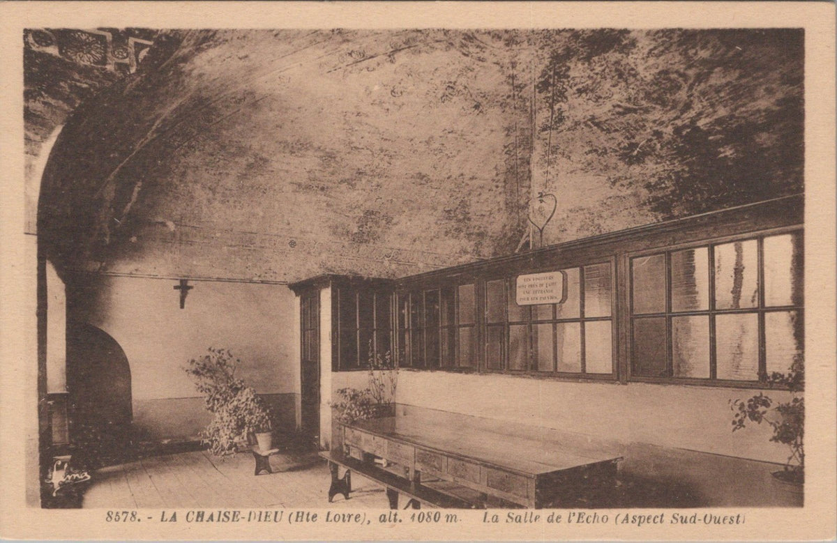 France Postcard: La Chaise-Dieu Abbey, Haute-Loire Salle de l'Echo XT5164