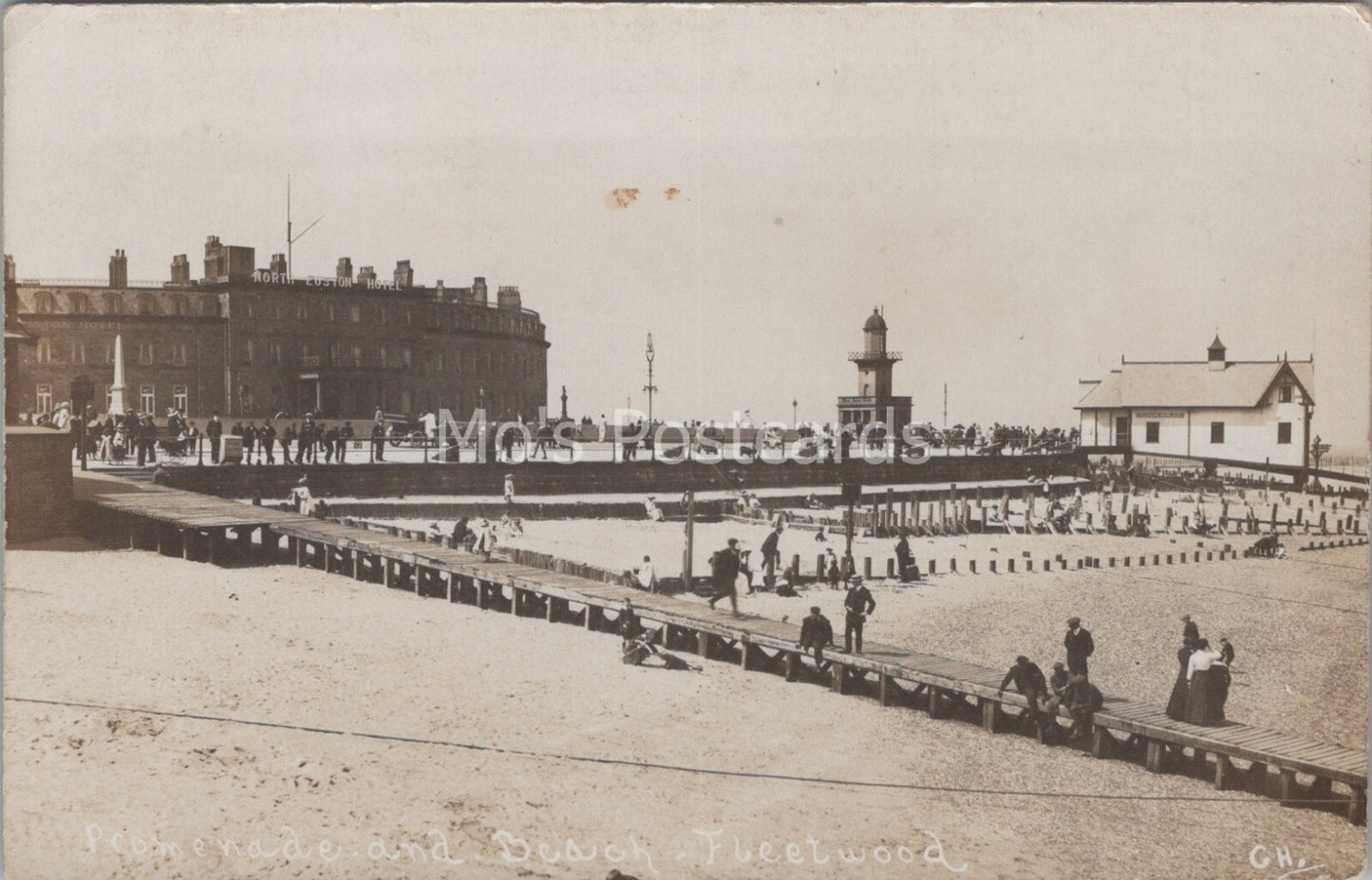 Lancashire Postcard: Fleetwood Promenade Beach North Euston Hotel 1900's XT3656