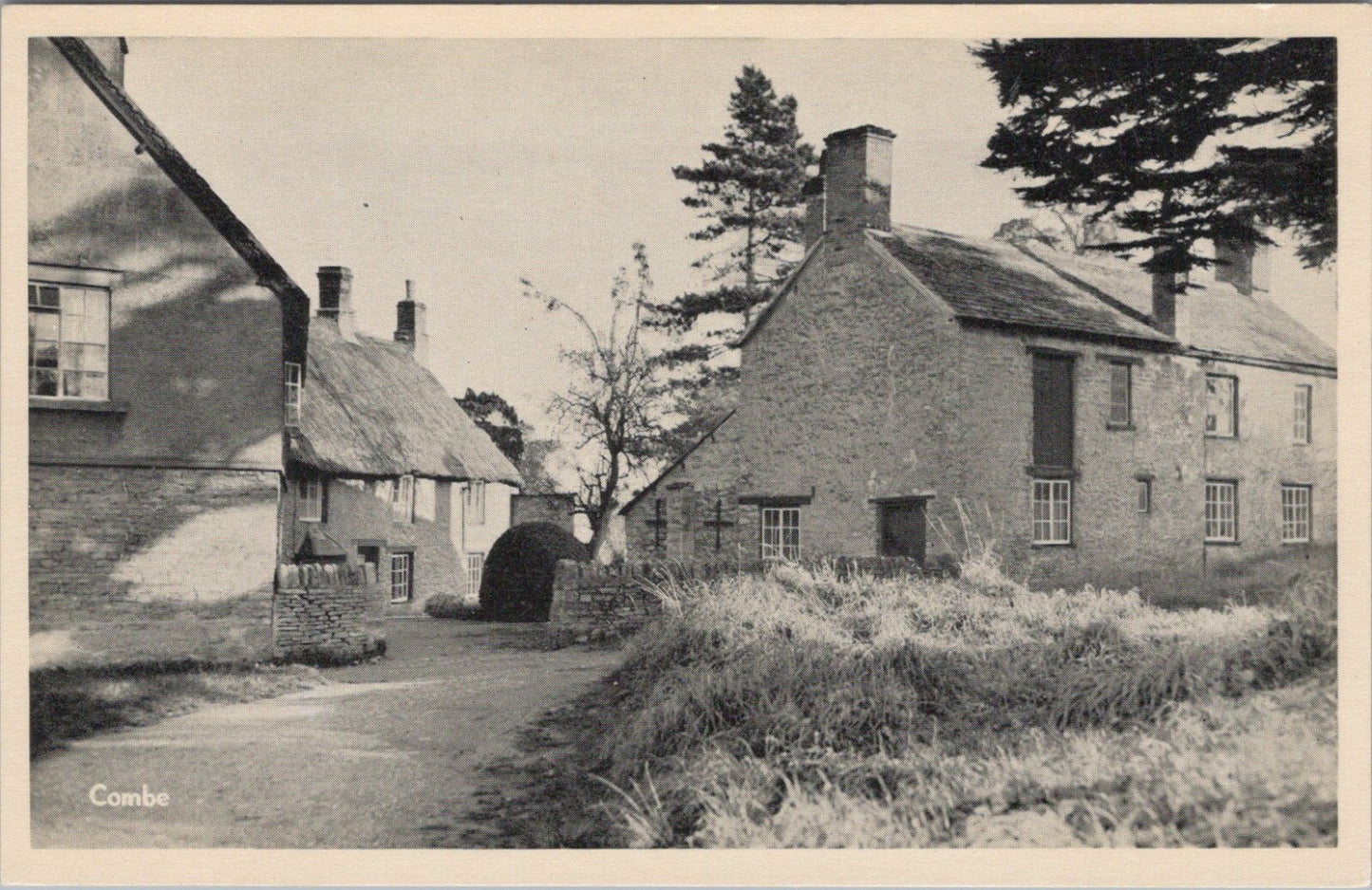 Oxfordshire Postcard: Combe Village Street, near Witney, Cottages  3970A