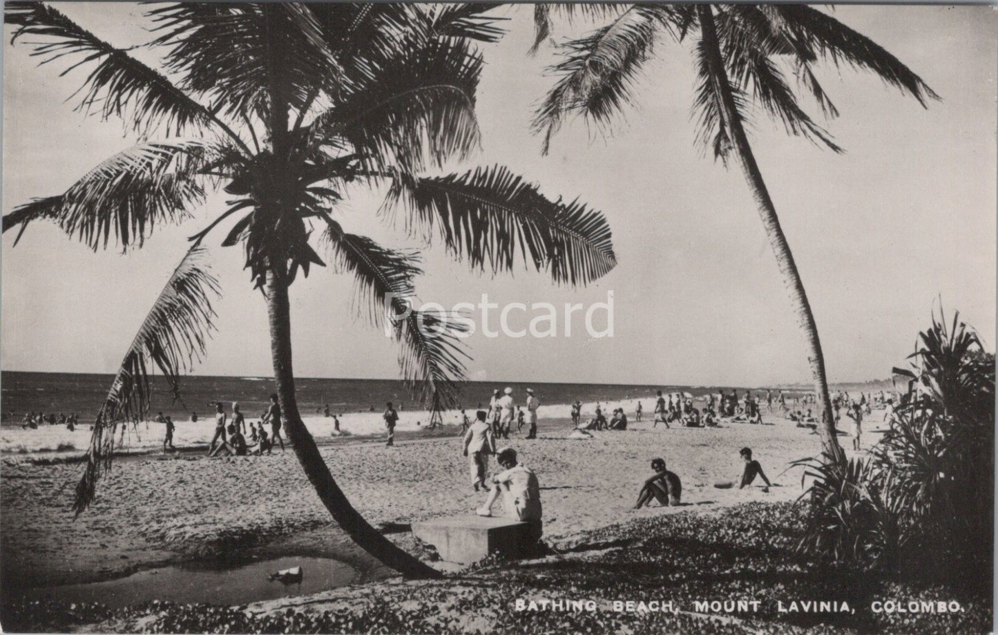 Sri Lanka Postcard: Bathing Beach Mount Lavinia, Colombo People c1930's XT4395