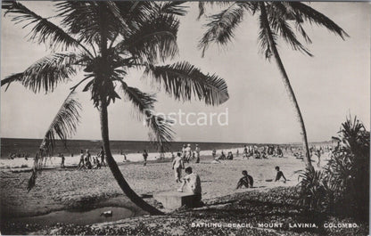 Sri Lanka Postcard: Bathing Beach Mount Lavinia, Colombo People c1930's XT4395