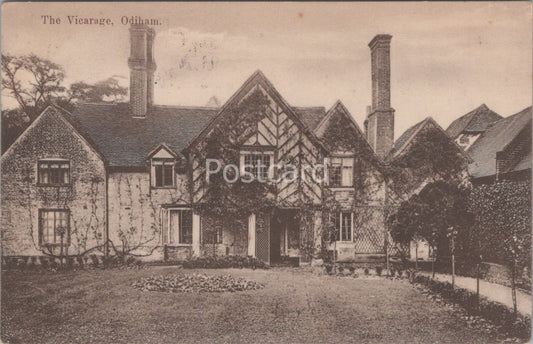 Hampshire Postcard: Odiham The Vicarage Historic Timbered House Building  XT5077