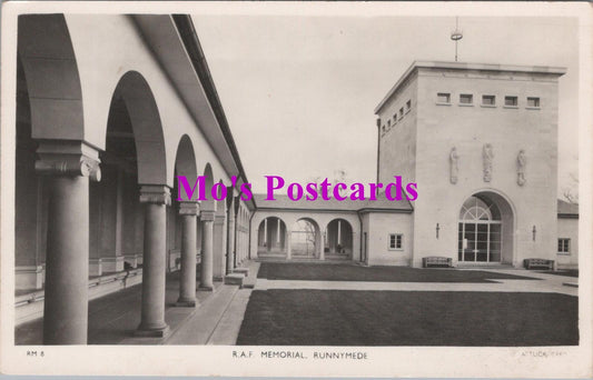 Surrey Postcard -R.A.F.Memorial, Runnymede    HM205