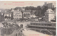 Load image into Gallery viewer, France Postcard - Les Basses-Pyrenees - Biarritz - L&#39;Etablissement De  ZZ3740
