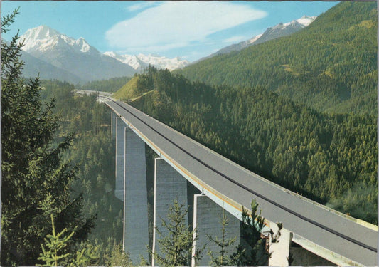 Austria Postcard - Europabrucke, Gegen Stubaier Alpen Gesamtlange 820m RRR1470