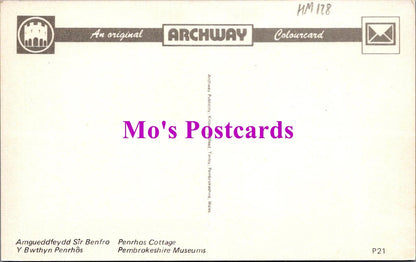 Wales Postcard - Penrhos Cottage, Y Bwthyn Penrhos, Pembrokeshire Museums HM128