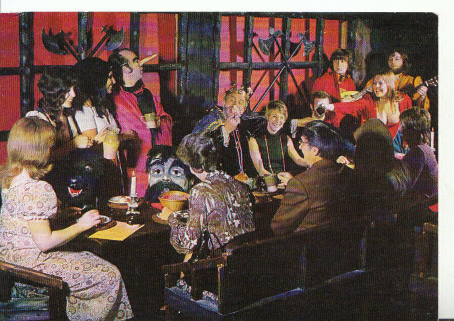 London Postcard: King Henry VIII Banqueting Scene, Flamboyant Feast 1970s 12967A