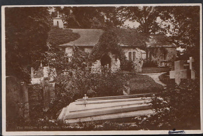 Isle of Wight Postcard - The Shadow of The Cross, Bonchurch   RS1395