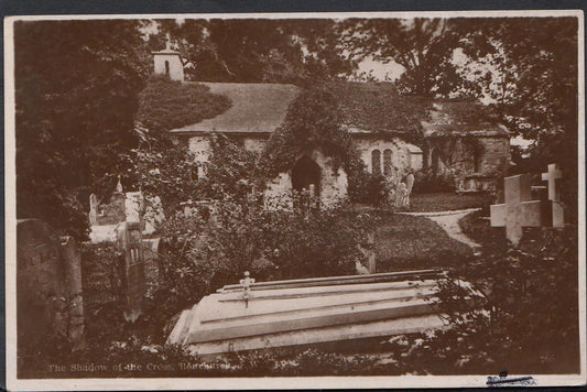 Isle of Wight Postcard - The Shadow of The Cross, Bonchurch   RS1395