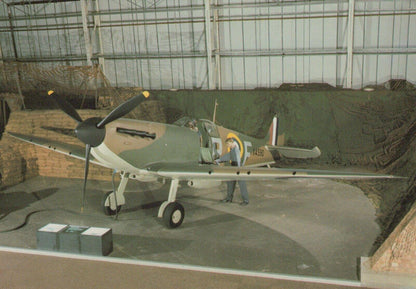 Military Aviation Postcard-Vickers Armstrong Supermarine Spitfire Aeroplane RRR5