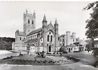 Devon Postcard - Buckfast Abbey  SM152