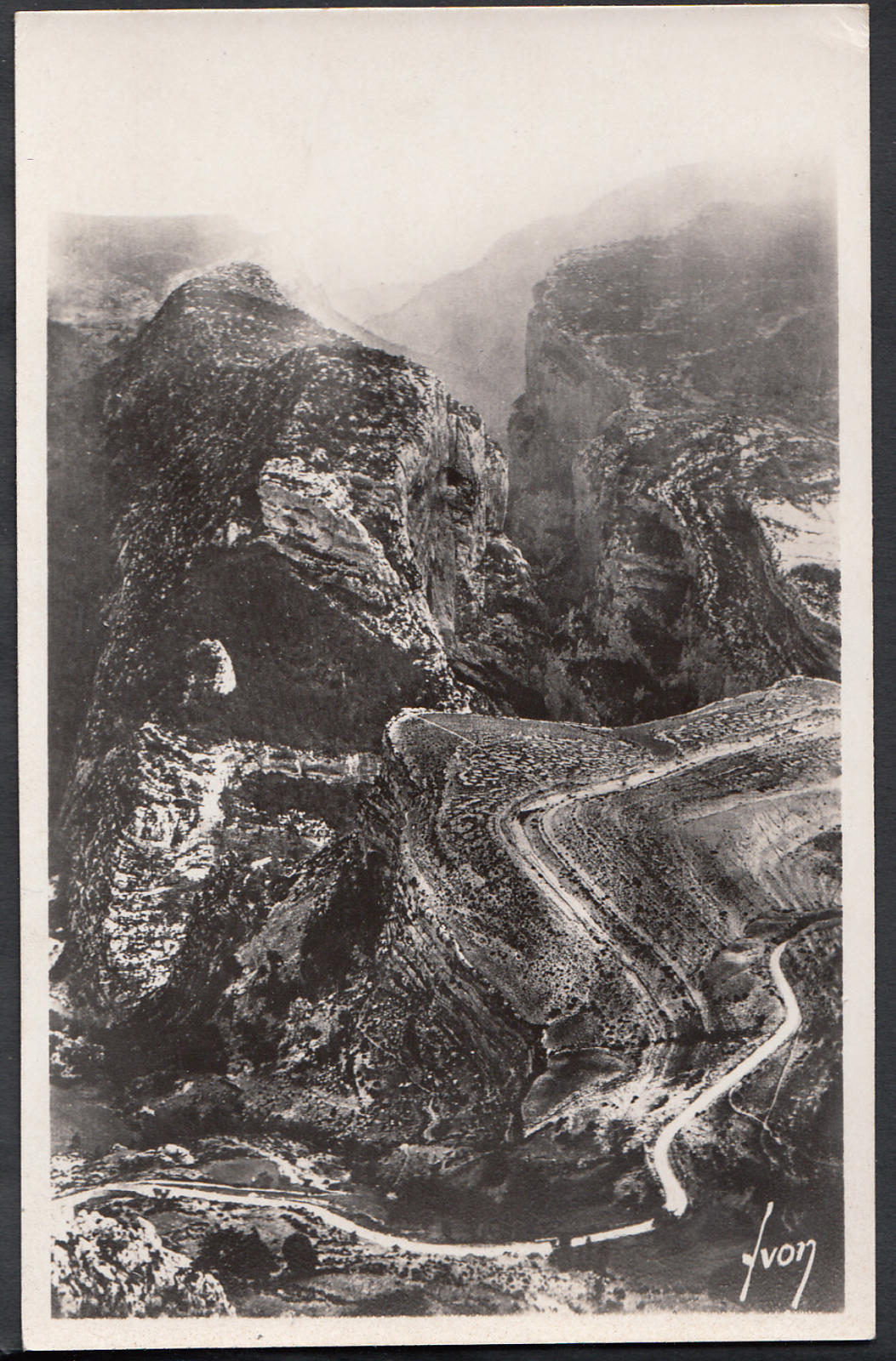France Postcard- Gorges Du Verdon - Le Grand Canon Vu Du Village De Rougon RS906