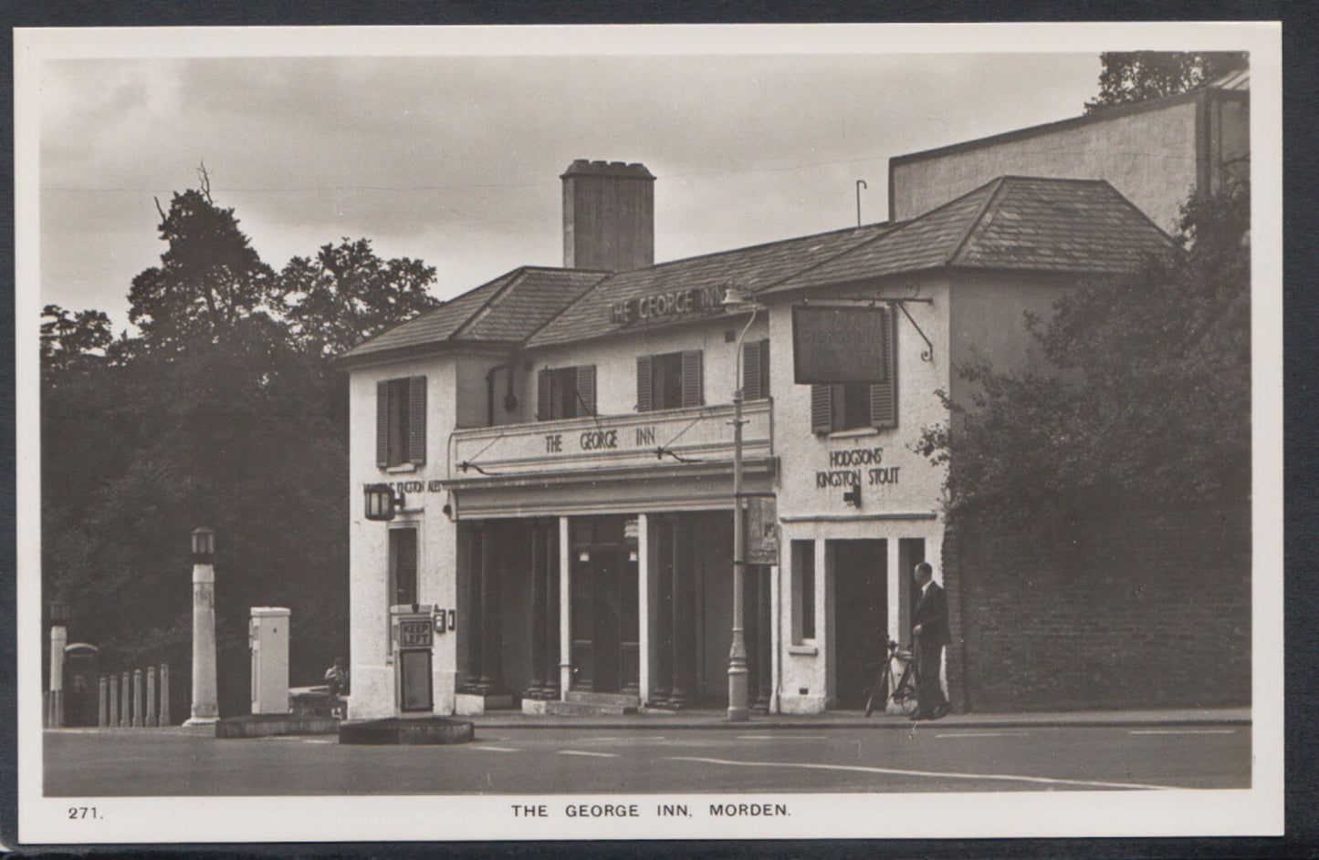 Surrey Postcard: The George Inn Morden Historic Coaching Pub View RT2437