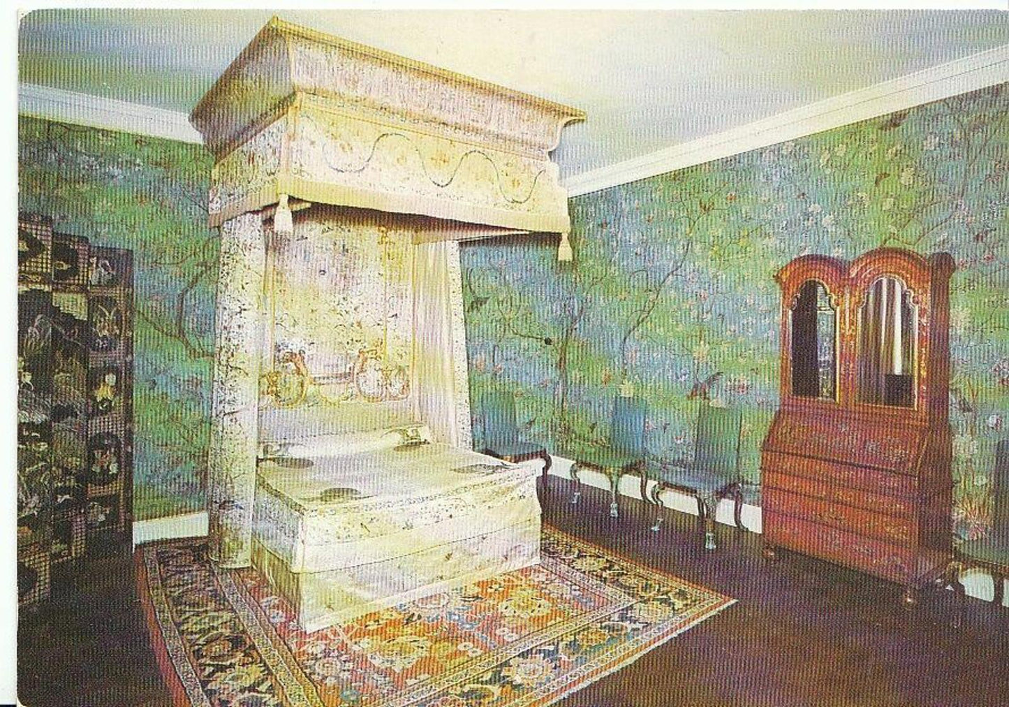 Wales Postcard - Erddig, The State Bed   AB153
