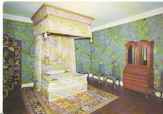 Wales Postcard - Erddig, The State Bed   AB153