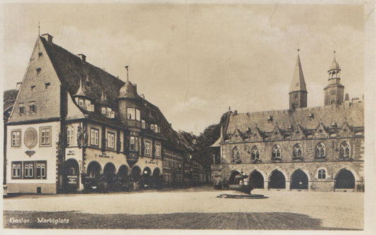 Germany Postcard - Goslar Marktplatz - Ref TZ5770