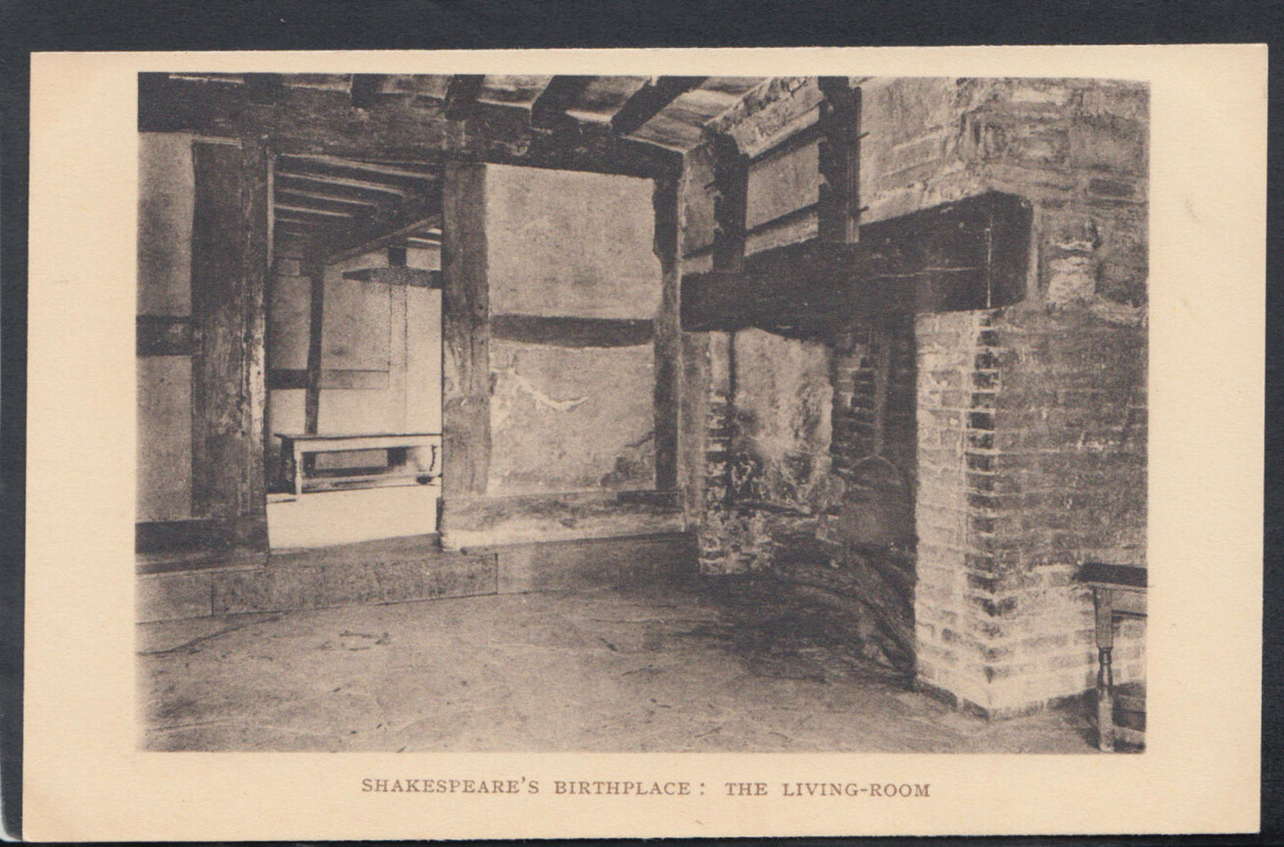 Warwickshire Postcard - Stratford-Upon-Avon, Shakespeare's Birthplace RS19330
