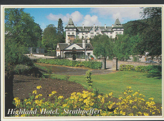 Scotland Postcard - The Highland Hotel & Doll's Museum, Strathpeffer RR1881