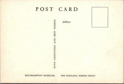 Hampshire Postcard - Southampton - The Bargate, North Front RR16261