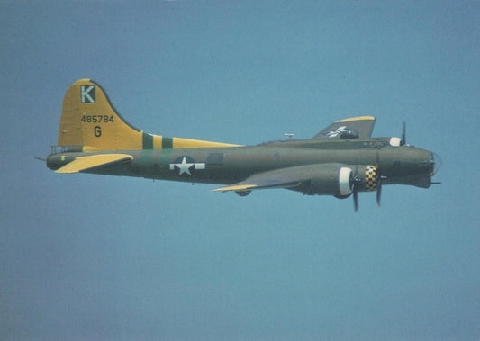 Military Aviation Postcard - Boeing B-17G Flying Fortress Aeroplane RR9821