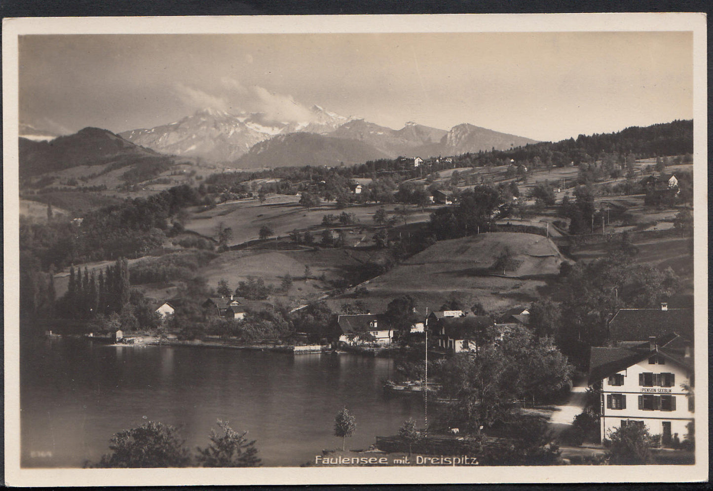 Switzerland Postcard - Faulensee Mit Dreispitz    MB889