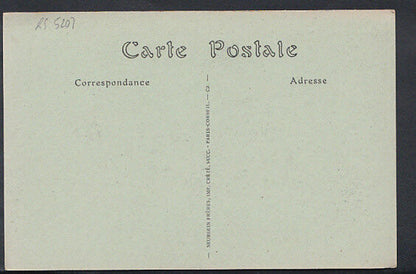 France Postcard - Treguier - Un Coin De La Place Du Martray  RS5207