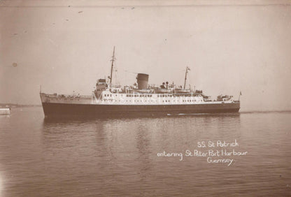Shipping Postcard - S.S.St Patrick Entering St Peter Port Harbour, Guernsey XT79