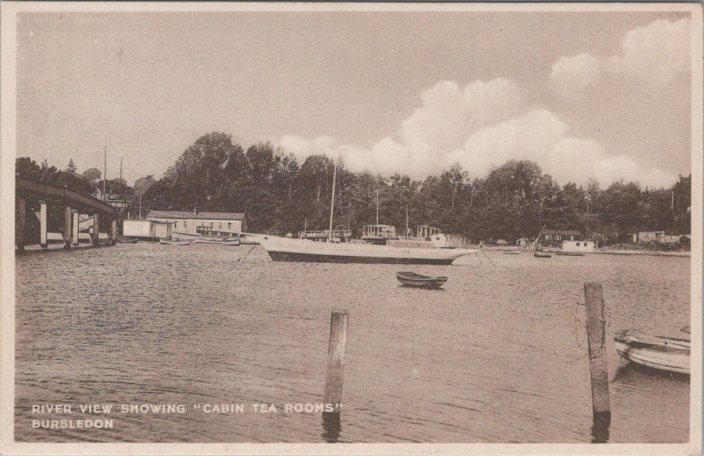Hampshire Postcard - Bursledon River View Showing Cabin Tea Rooms Unused RS39337