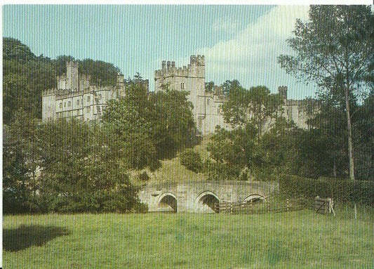 Derbyshire Postcard - Haddon Hall, Approach from River Bridge   AB617