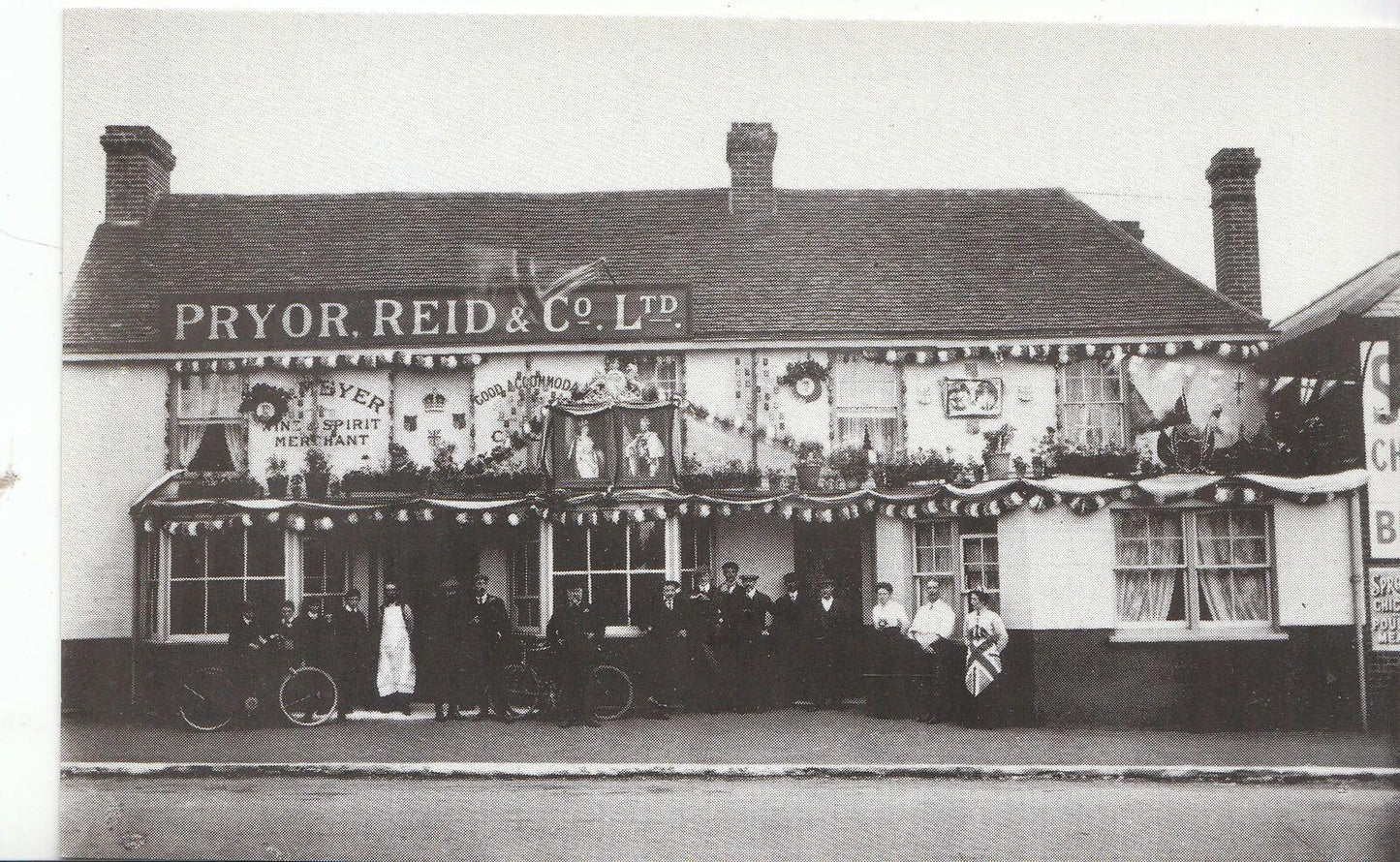 Hertfordshire Postcard: Potters Bar White Horse Pub Coronation 1902 (Repro) 2113