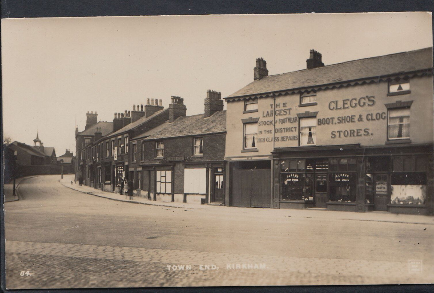 Lancashire Postcard - Town End, Kirkham    A8709