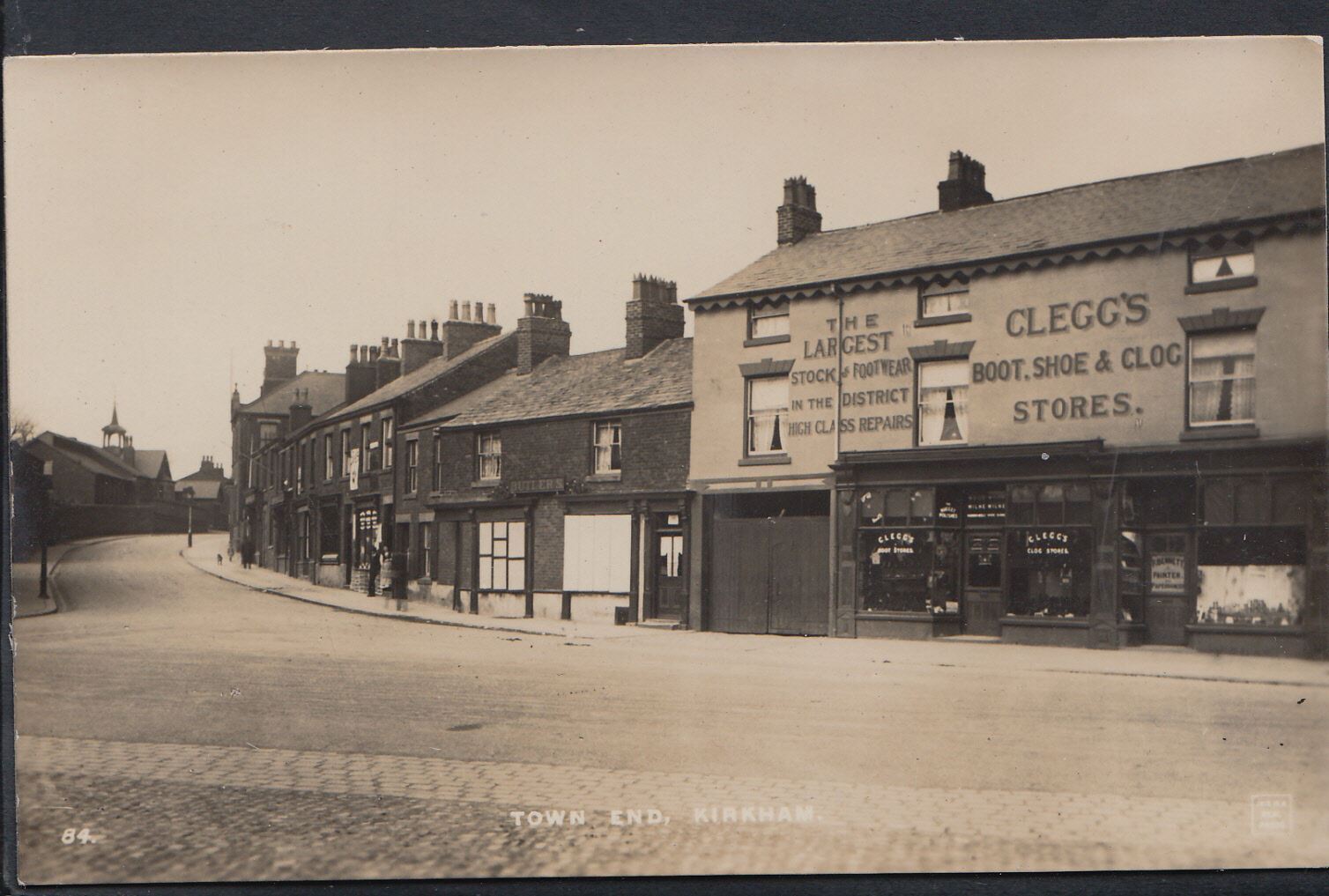 Lancashire Postcard - Town End, Kirkham    A8709