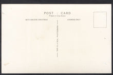 Load image into Gallery viewer, Yorkshire Postcard - Hutton-Le-Hole    B324
