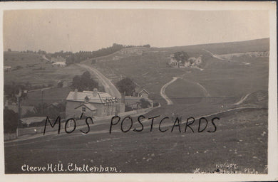 Gloucestershire Postcard - Cleeve Hill, Cheltenham   EE261