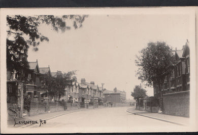 Bedfordshire / London? Postcard - Leighton Road  MB803