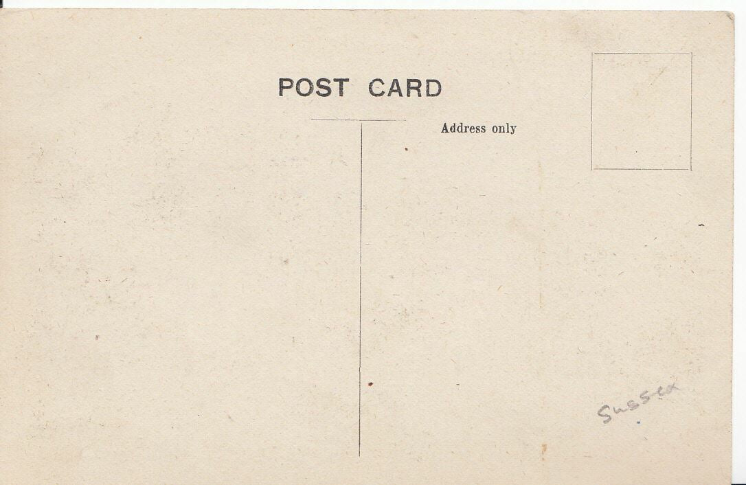 Sussex Postcard - The Village Pump, Seddlescombe   A6471