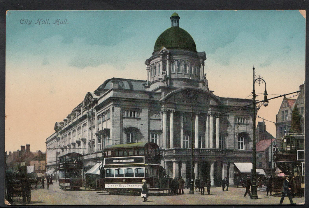 Yorkshire Postcard - City Hall, Hull A2693