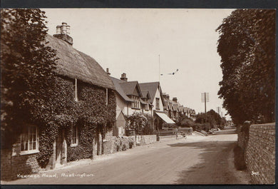 Sussex Postcard - Vicarage Road, Rustington     B453
