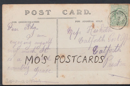 Nottinghamshire Postcard - Victoria Road, Netherfield    A4262