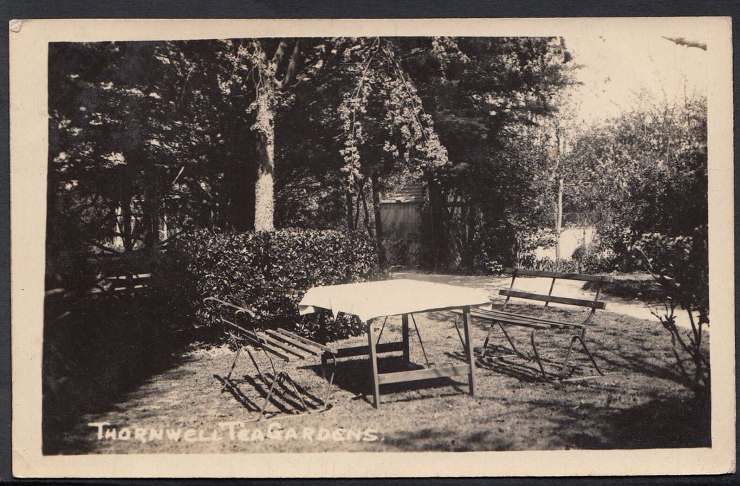 Sussex Postcard - Thornwell Tea Gardens, Wilmington   DR286