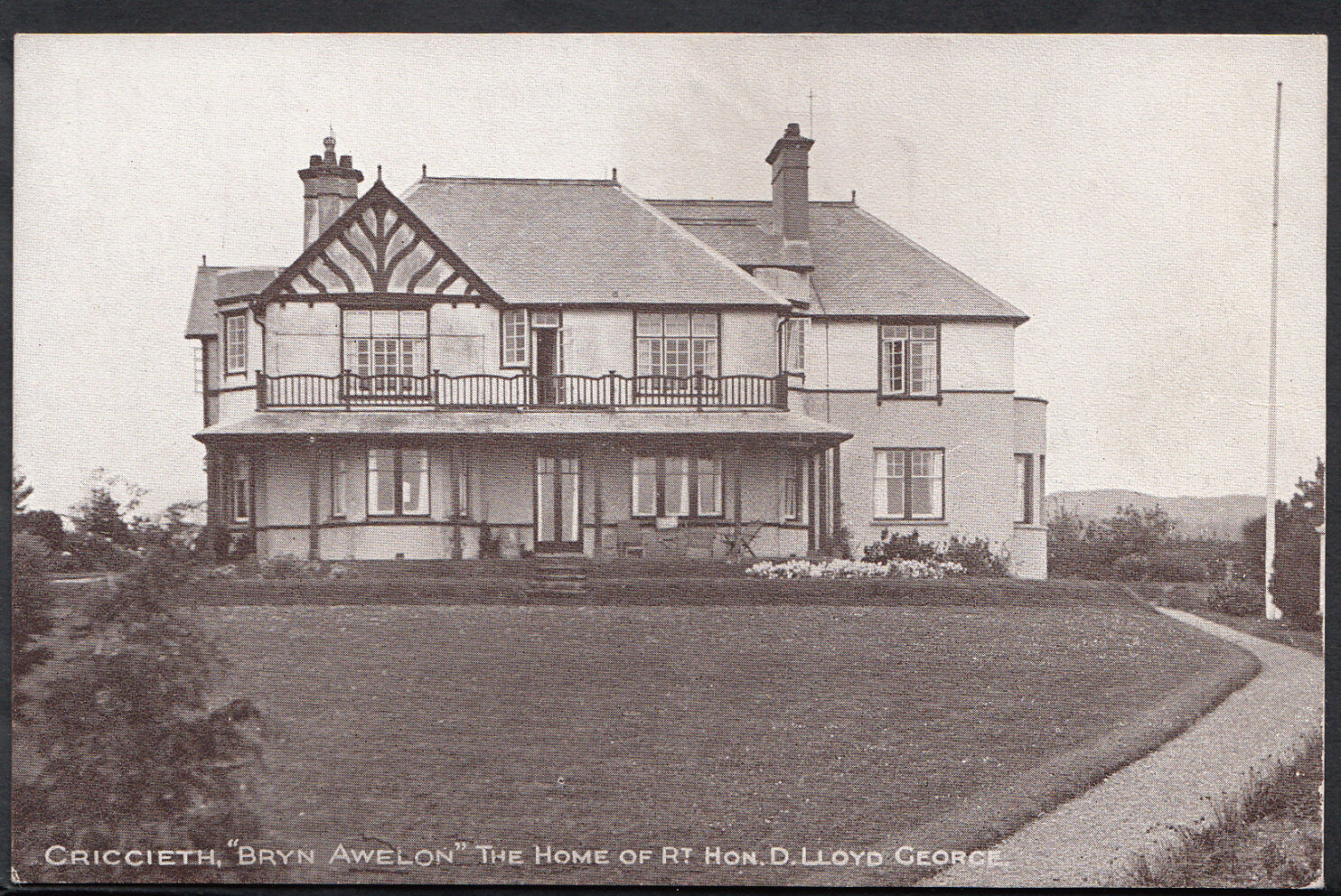 Wales Postcard - Criccieth - "Bryn Awelon", Home of Rt Hon D.LLoyd George MB2225