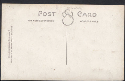 Hampshire Postcard - Entrance To War Cloisters, Winchester College    RT1001
