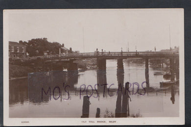Yorkshire Postcard - Old Toll Bridge, Selby     RT105